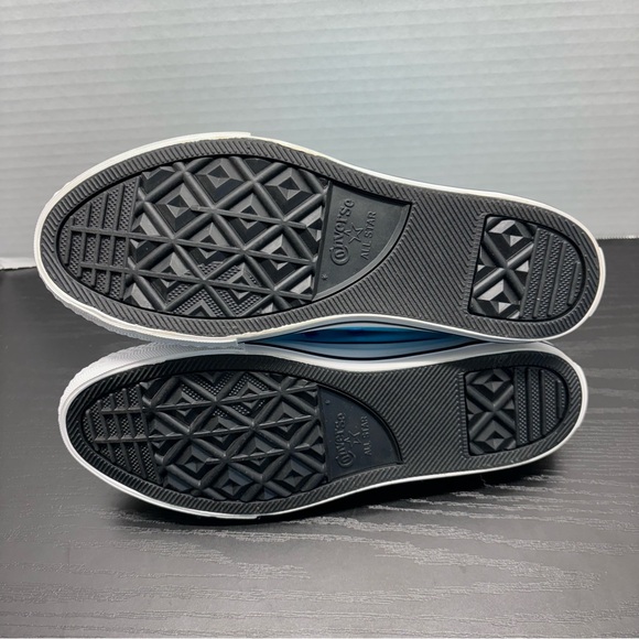 Bright blue double tab Converse youth Sz 5.5 - Picture 5 of 11